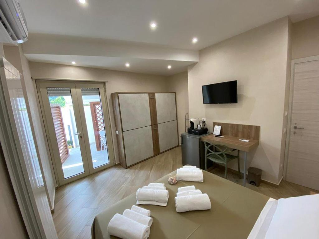 أوليفيري Esperia B&B المظهر الخارجي الصورة